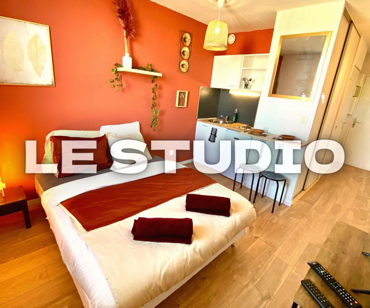 Splendide Studio Moderne - Proche Centre - Laverie Nîmes Kültér fotó